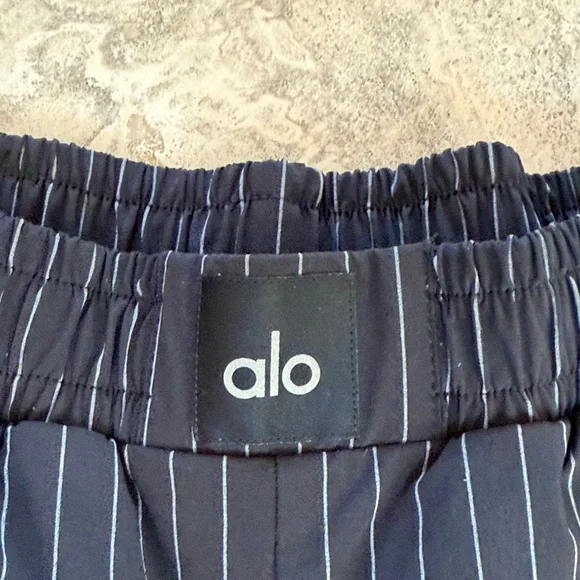 ALO Yoga Navy Pinstripe Wide-Leg Pants - Picture 4 of 5